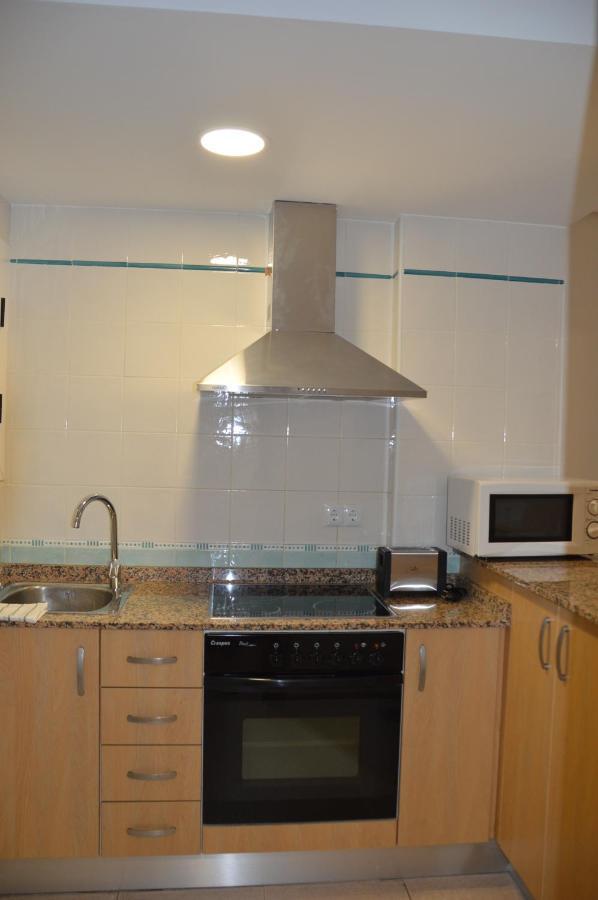 Apts Ara With Pool Appartement
