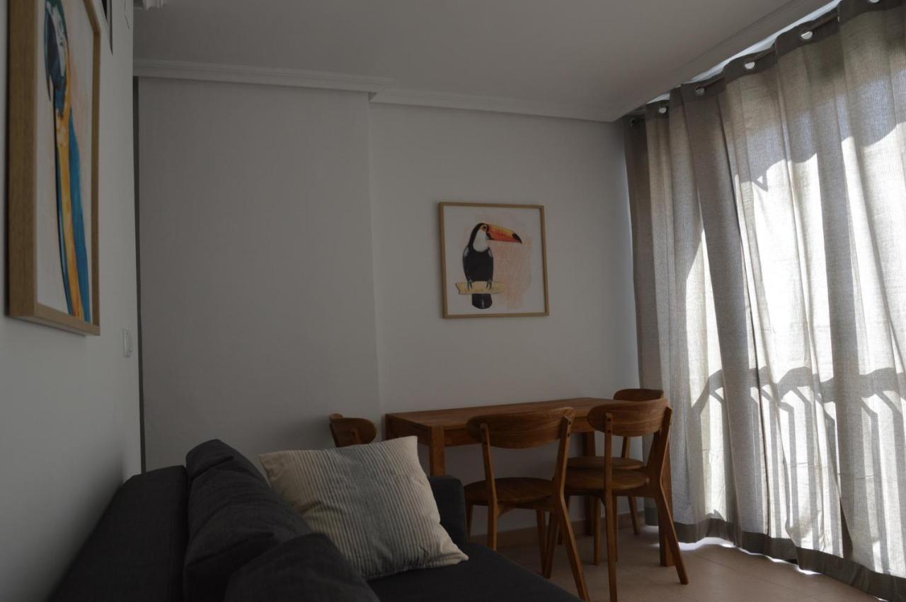 Apts Ara With Pool Apartment *